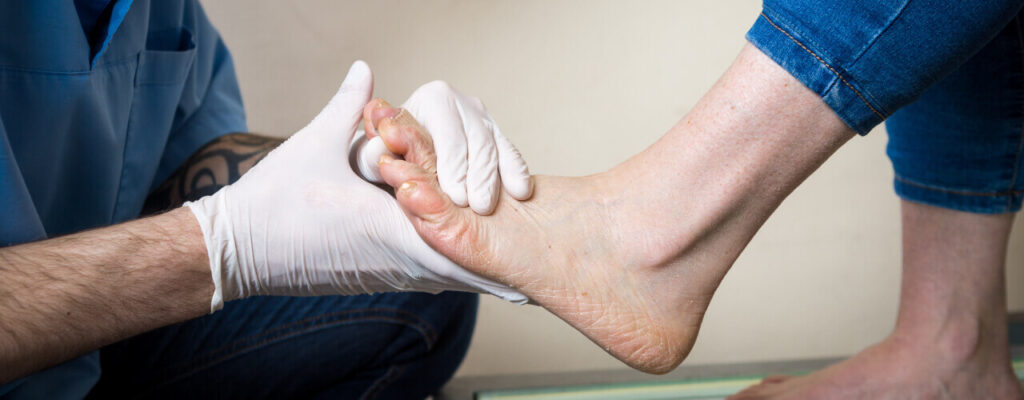 Are Custom Orthotics a True Solution To Foot Pain? - PerformaX Elite