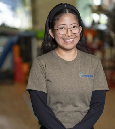 Evelyn-Xiloj-PerformaX-Elite-Physical-Therapy-Burbank-CA